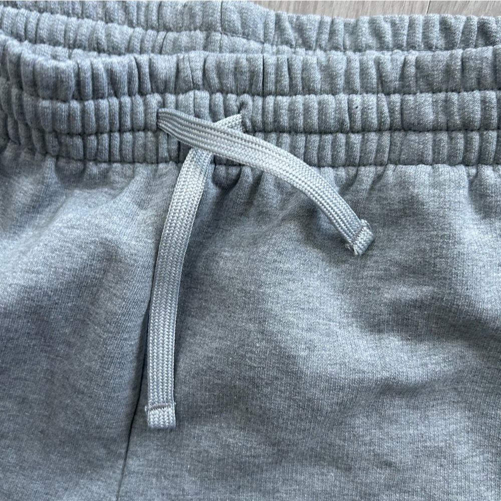 Light grey fruit of the loom sweatpants - Picture 3 of 4